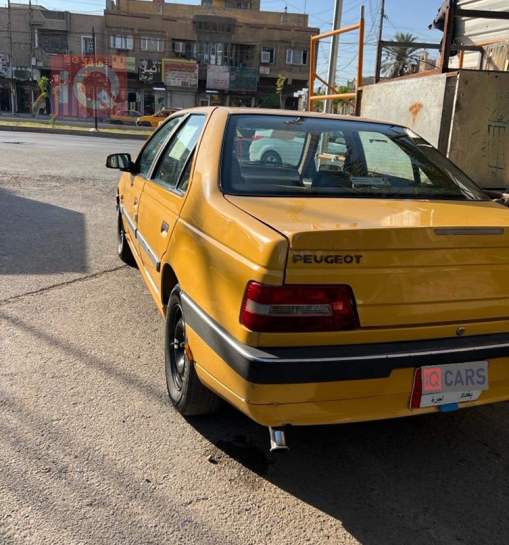 بيجو 405